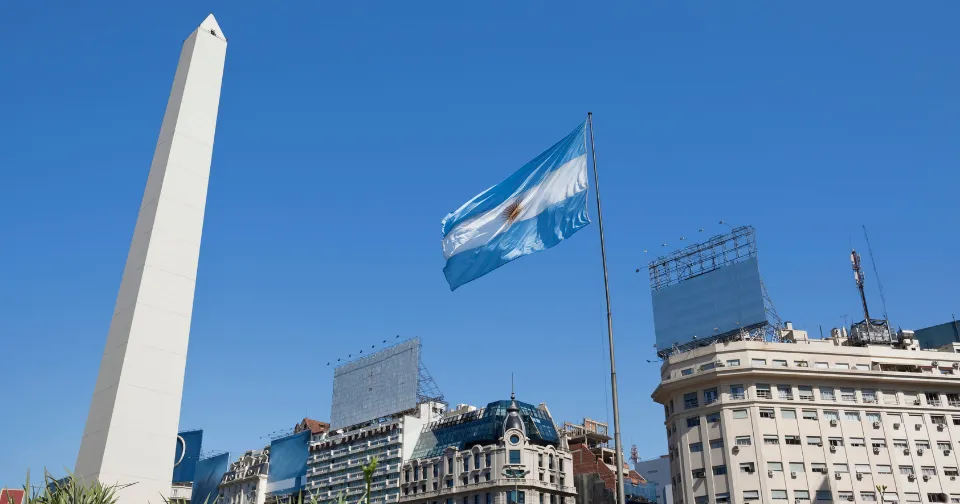 Argentina citizenship by investment $800,000